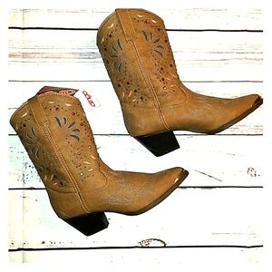 Dingo Tan Heeled Boots
